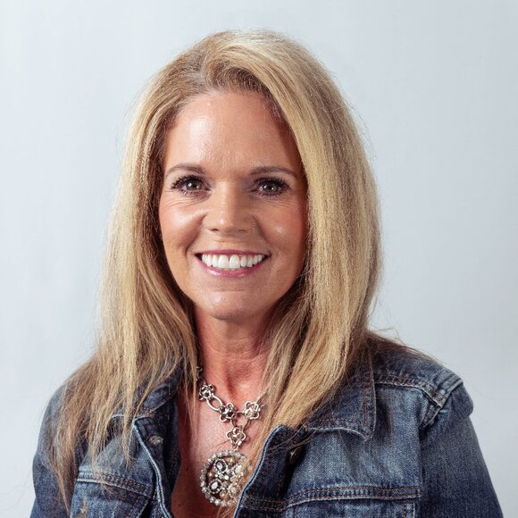 Meet your Posher, Jill - Picture 1 of 2